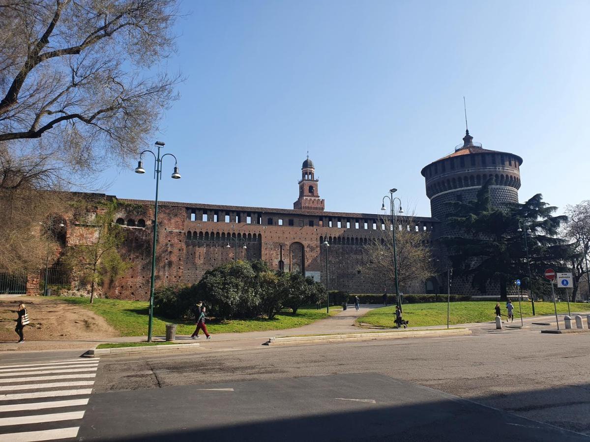 Arena Suite All Comforts - With Free Parking Garage Per Qualified Rate - Con Parcheggio Incluso Per Le Tariffe Qualificanti - Metro Verde Greenline Moscova Milano Eksteriør billede